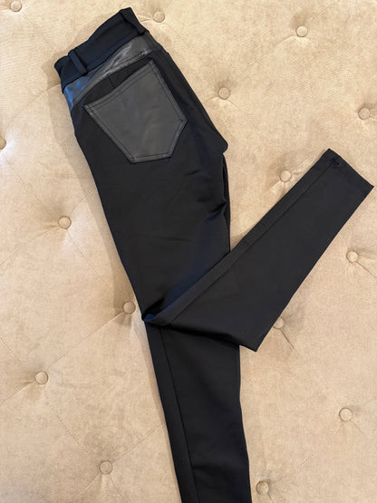 Pantalón Supplex Bolsillo Cuero